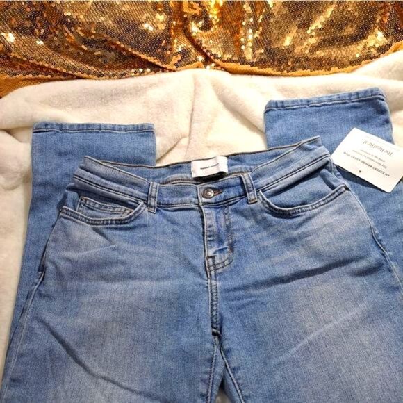 Current/Elliott Straight Leg Jeans Excellent condition from The Realreal New - Picture 4 of 4